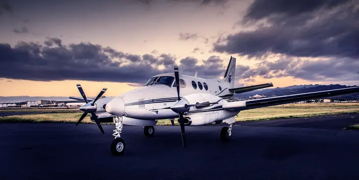 Fly-U-Home